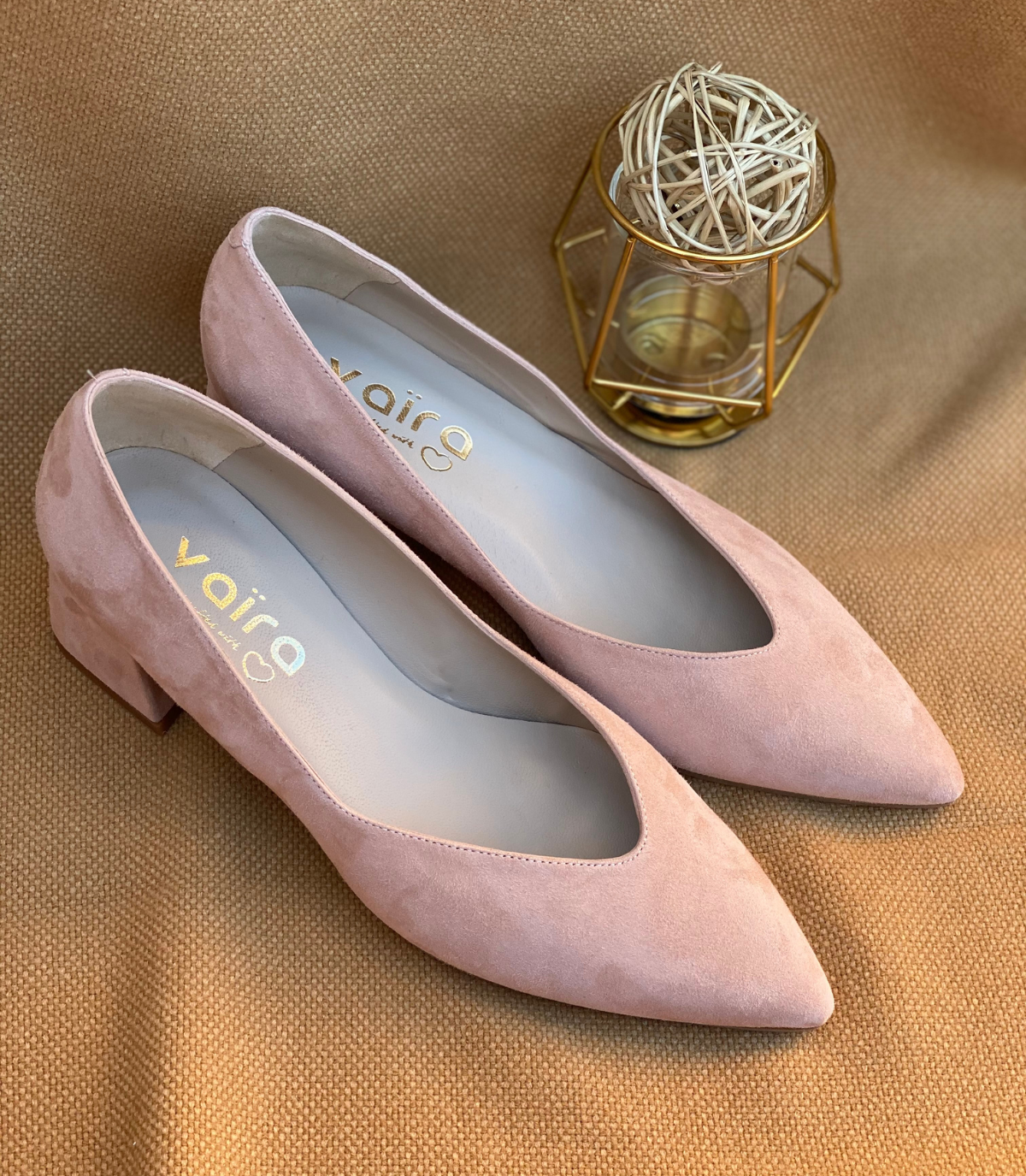 Mid-heeled pumps for women